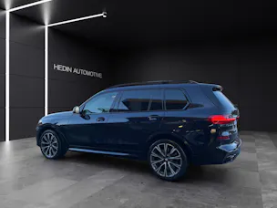 BMW X7 M50i