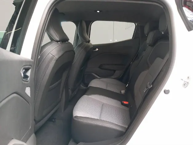 Renault CLIO techno full hybrid E-Tech 145