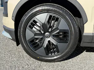 Volvo EX30 CC E60 Twin Performance AWD