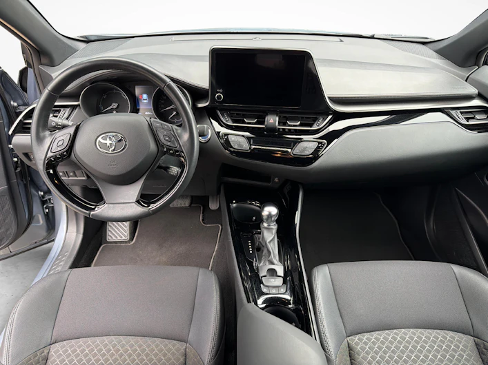 Fahrzeugbild TOYOTA C-HR