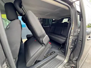 Opel Vivaro Kombi 9-Plätzer 2.0CDTI Essentia