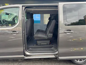 Opel Vivaro Kombi 9-Plätzer 2.0CDTI Essentia