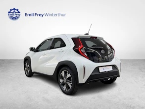 https://vehicle.imgix.net/4234621/c689dc76-669d-459b-bc92-fa49be71e67c.jpg