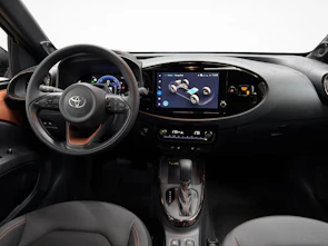 image du véhicule TOYOTA Aygo X 1.5 VVT-i HSD Style