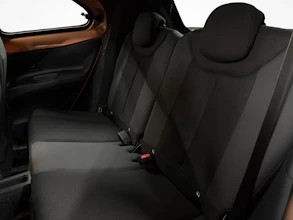 https://vehicle.imgix.net/4234626/664476b3-b5ce-406f-9ff0-cd3d679094d3.jpg