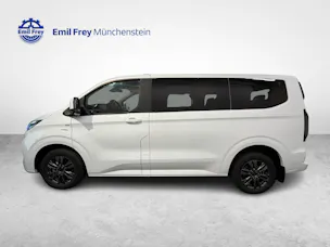 FORD Tourneo C Bus 320 L1 2.0 EcoBlue 170 Titanium 4x4