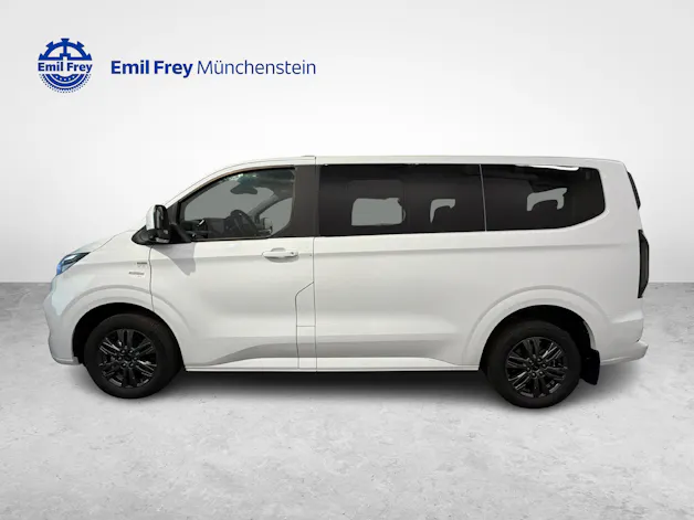 FORD Tourneo C Bus 320 L1 2.0 EcoBlue 170 Titanium 4x4