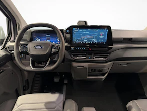 https://vehicle.imgix.net/4234635/7e0b01ca-bef2-4969-b516-6c5b484df739.jpg