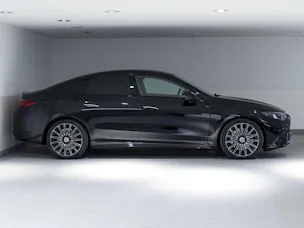 Mercedes-Benz CLA 220 4MATIC