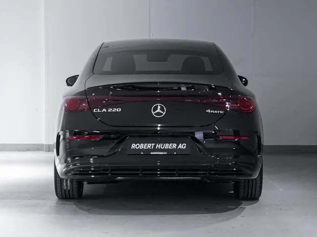 Mercedes-Benz CLA 220 4MATIC