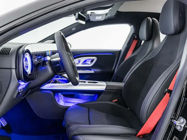 Mercedes-Benz CLA 220 4MATIC
