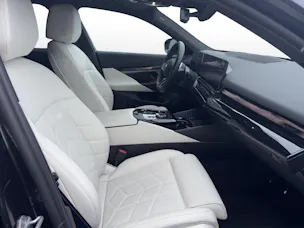 BMW i5 xDrive40