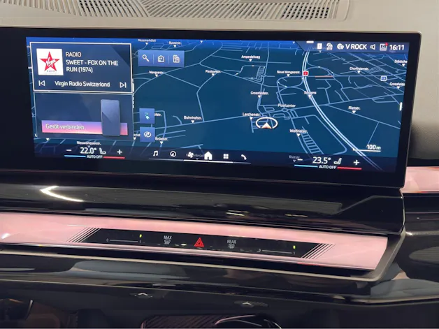 BMW i5 xDrive40