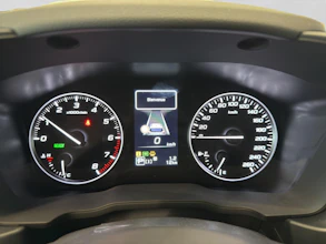 https://vehicle.imgix.net/4234772/e7959e00-1ec5-4f3a-b579-ed55c38cf008.jpg