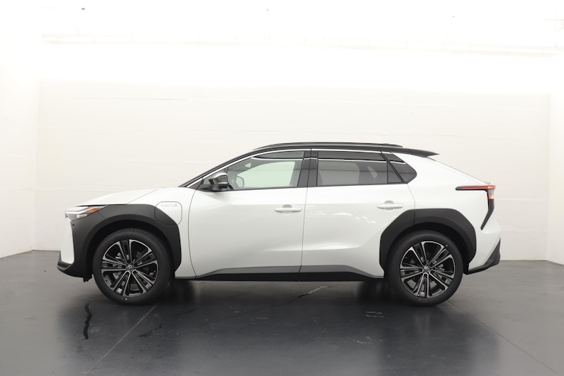 immagine del veicolo TOYOTA BZ4X