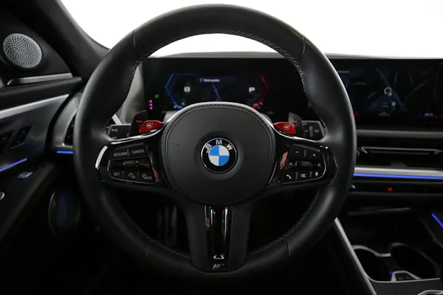 BMW XM Plug-in Hybrid
