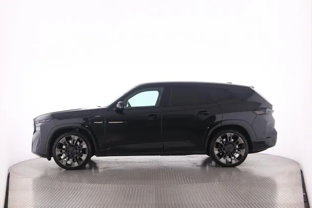 BMW XM Plug-in Hybrid