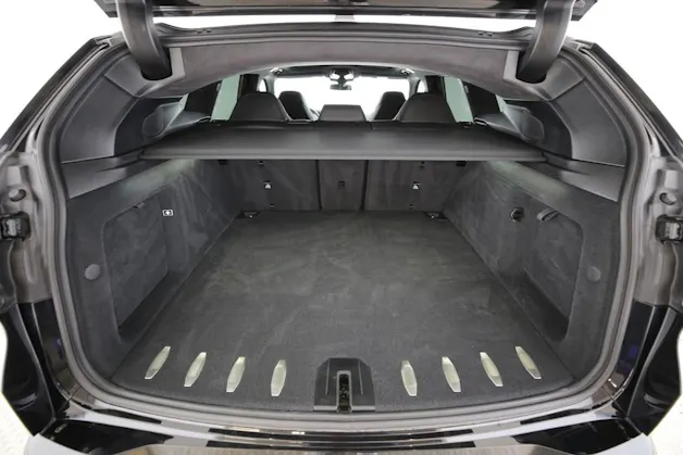 BMW XM Plug-in Hybrid
