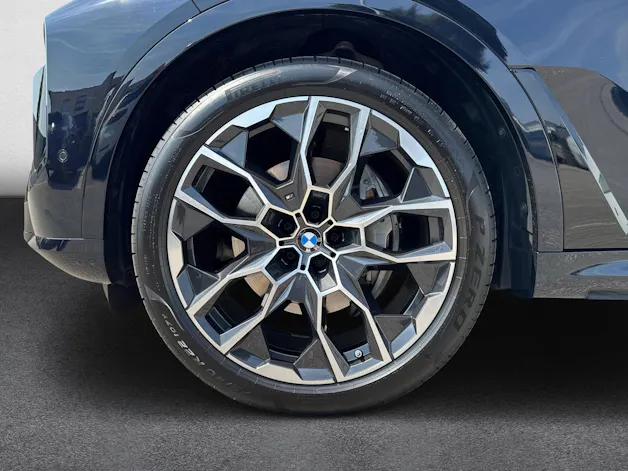 BMW X7 40d M Sport xDrive G07 (CH) AHK 3.5T