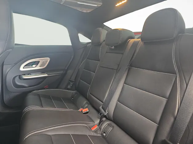 Mercedes-Benz CLA 220 4MATIC AMG Line