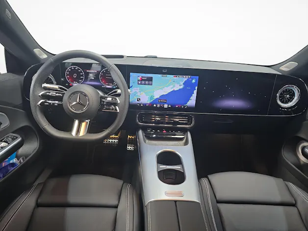 Mercedes-Benz CLA 220 4MATIC AMG Line