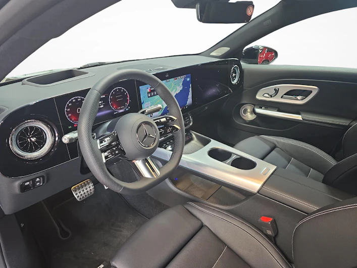 Fahrzeugbild MERCEDES-BENZ CLA 220