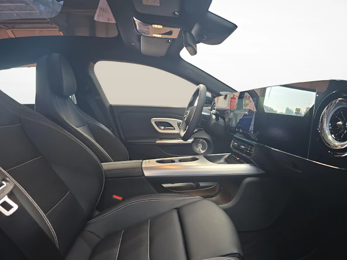 Fahrzeugbild MERCEDES-BENZ CLA 220