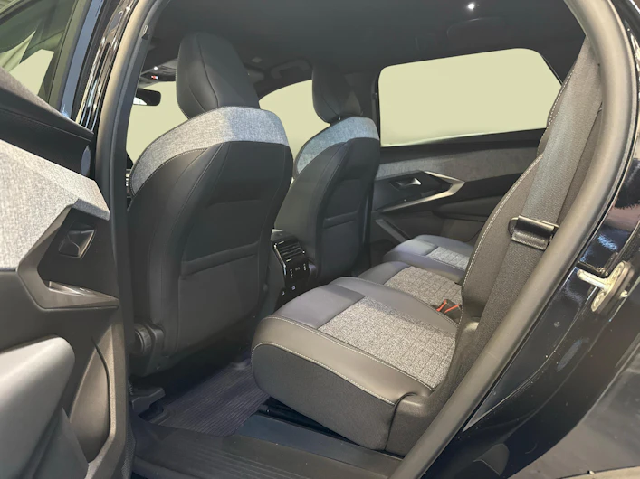 Fahrzeugbild PEUGEOT 5008