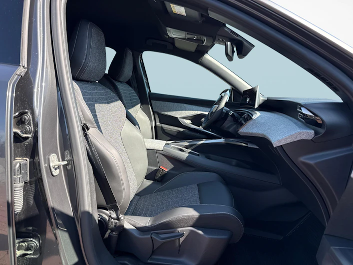 Fahrzeugbild PEUGEOT 5008