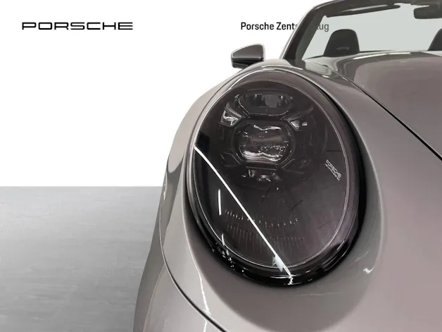 Porsche 911 Carrera 4 GTS Cabriolet