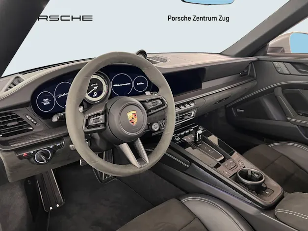Porsche 911 Carrera 4 GTS Cabriolet