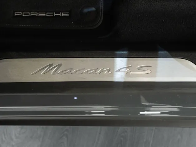 PORSCHE Macan 4S