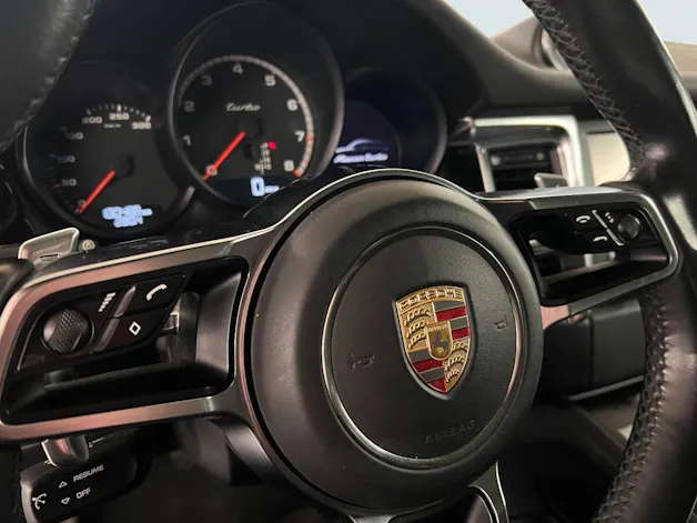 Porsche Macan Turbo