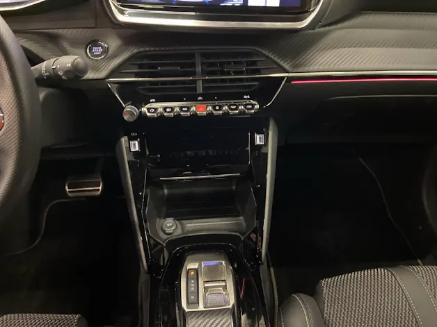 Peugeot 208 1.2 Hybrid 145 GT