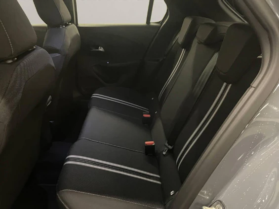 Fahrzeugbild 10 Fahrzeugbild 10