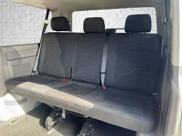 VW T6.1 Caravelle 3000 2.0 TDI 150 Comfortline DSG 4m