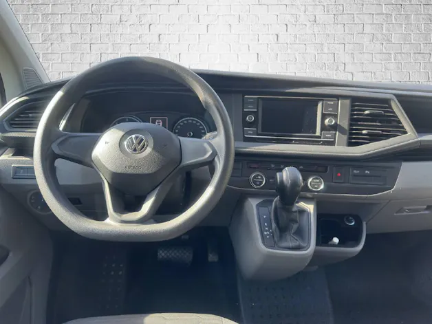 VW T6.1 Caravelle 3000 2.0 TDI 150 Comfortline DSG 4m