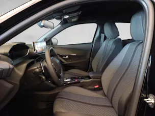 Peugeot 2008 1.2 Hybrid Allure Premium