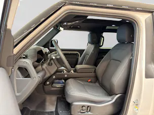 Land Rover Defender 90 3.0 D I6 350 X-Dynamic HSE