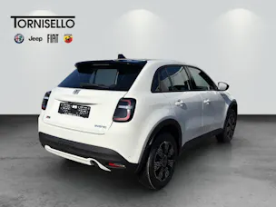 Fiat 600 1.2 Hybrid Icon Swiss Edition