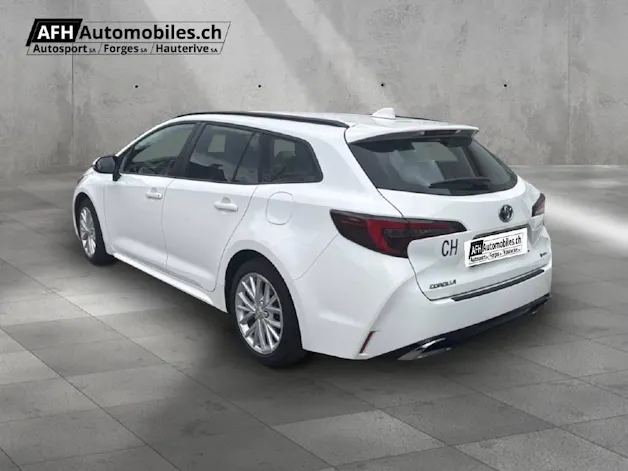 Toyota Corolla Touring Sports 1.8 HSD Comfort