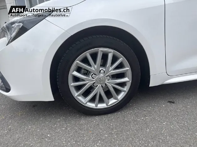 Toyota Corolla Touring Sports 1.8 HSD Comfort