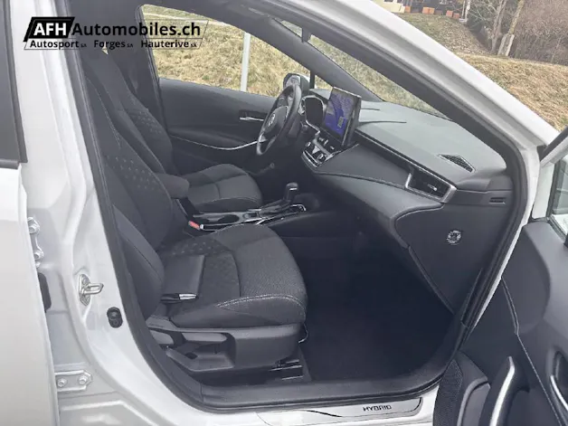 Toyota Corolla Touring Sports 1.8 HSD Comfort