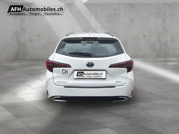 Toyota Corolla Touring Sports 1.8 HSD Comfort