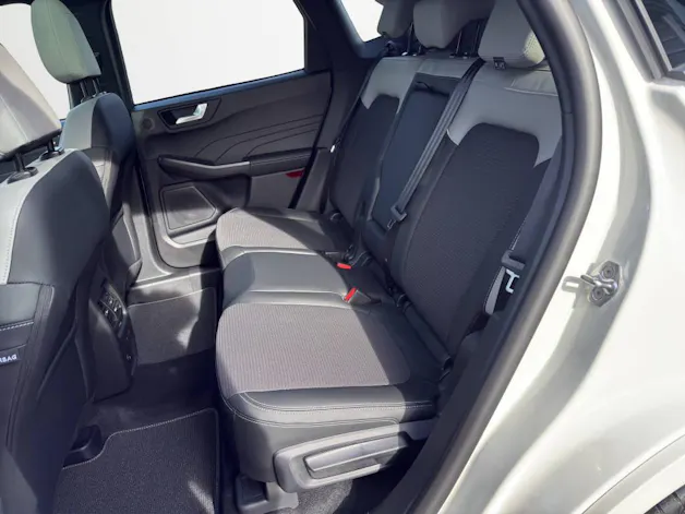 Ford Kuga 2.5 Hybrid Sound Edition 4x4