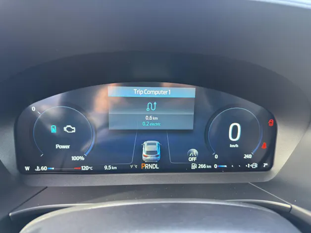 Ford Kuga 2.5 Hybrid Sound Edition 4x4