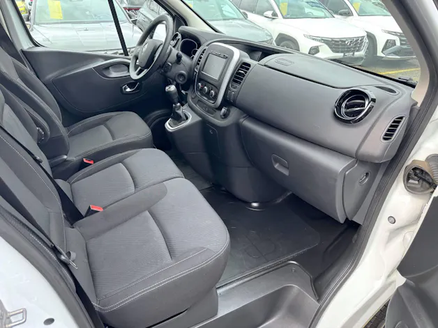 Renault Trafic Ene dCi120 2.0 Bus L1H1