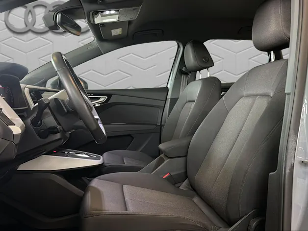 AUDI Q4 e-tron 45 quattro