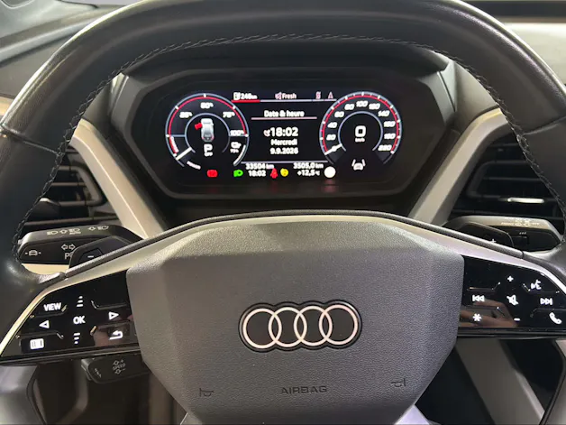 AUDI Q4 e-tron 45 quattro