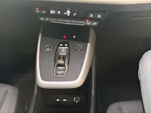 AUDI Q4 e-tron 45 quattro